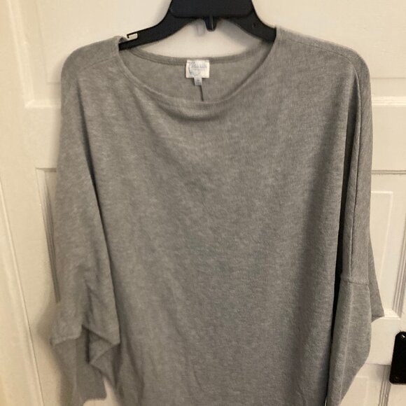 113 Blue Rain Sweater - Picture 1 of 5